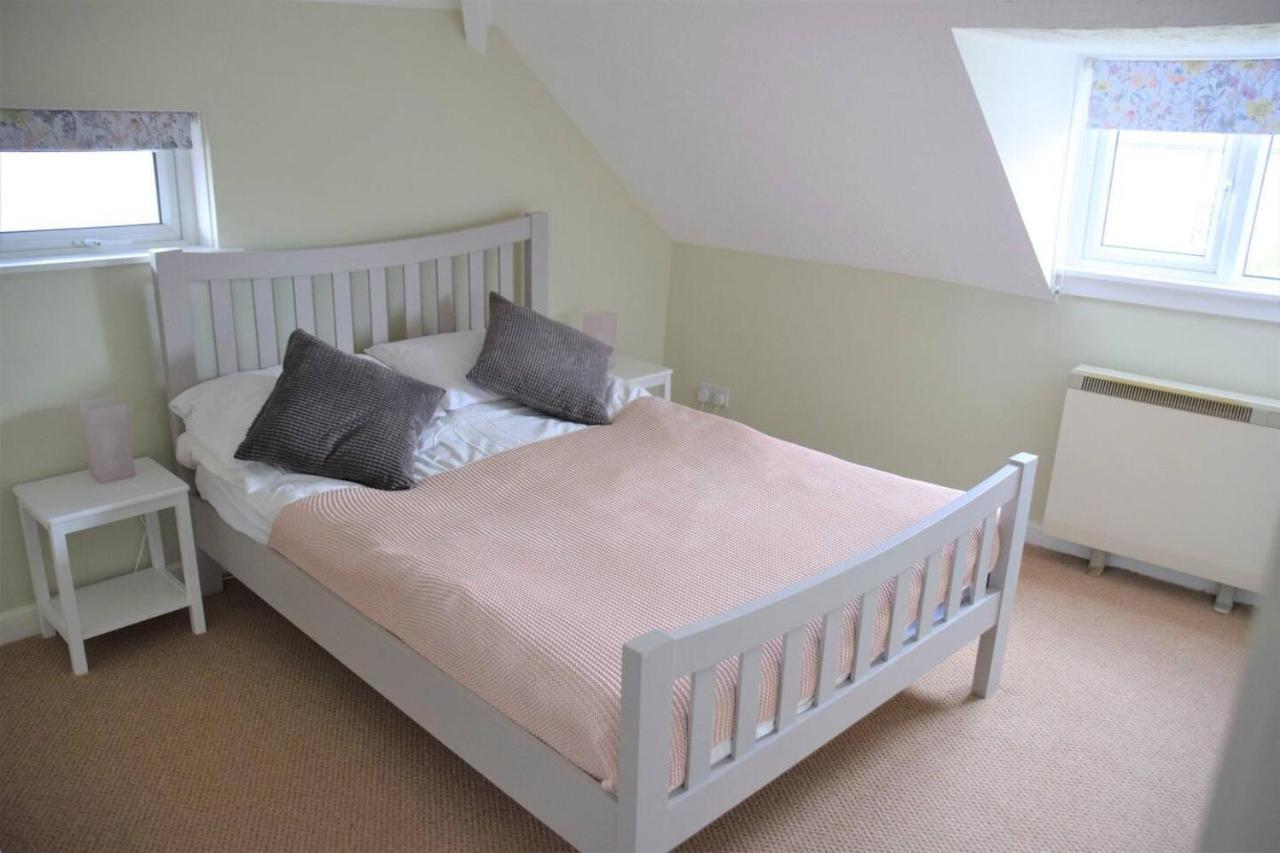 Charming 3-Bed Apartment In Talgarth Powys Брекън Екстериор снимка